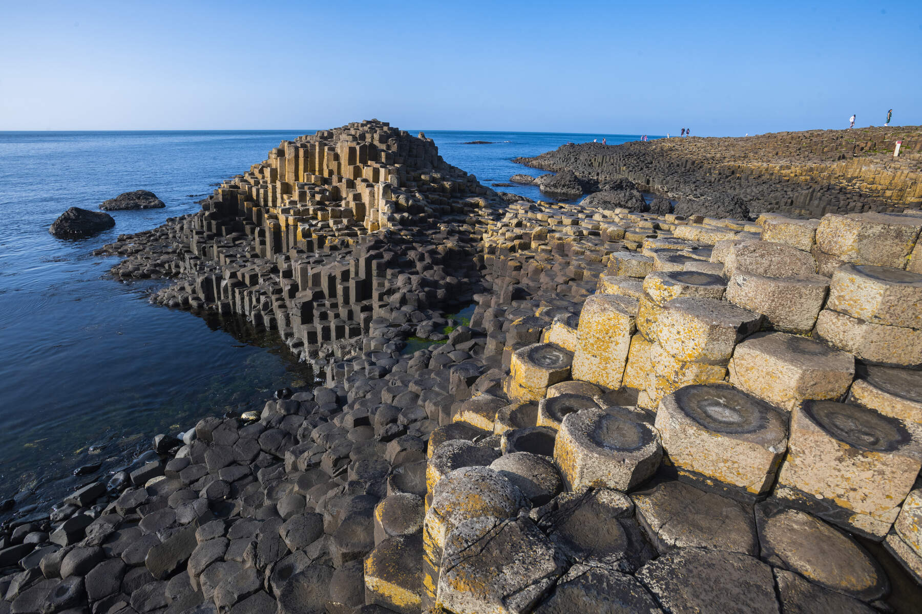 Giants causeway stones ch  web size xpx irelandsbluebook